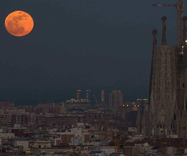 Superluna azul con eclipse y luna de sangre: cuatro fenómenos en uno Superluna azul con eclipse y luna de sangre: cuatro fenómenos en uno