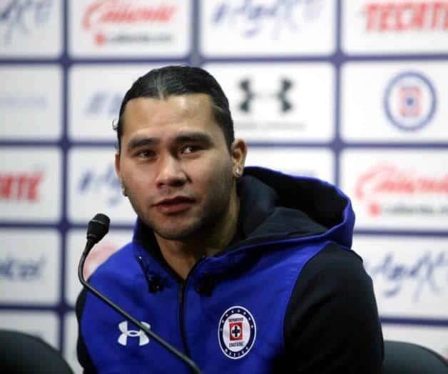 Gullit Peña causa baja por lesión en La Máquina