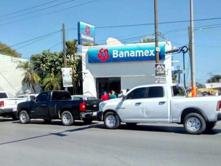 Resurgen los asaltos y toca a un Banamex. Pegan en la zona norte de Tampico Resurgen los asaltos y toca a un Banamex. Pegan en la zona norte de Tampico