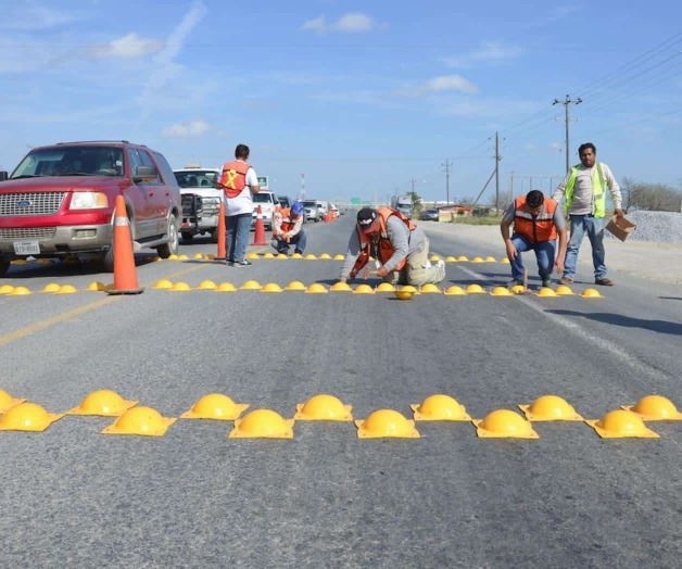 Instala PFP boyas en vía Reynosa-San Fernando