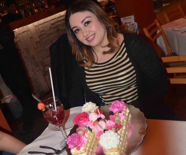 Brindan en su cumpleaños 