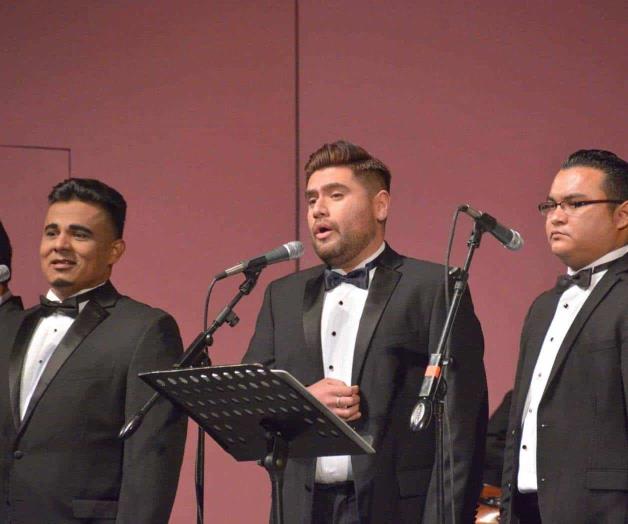 Brilla reynosense con su voz