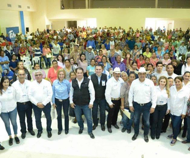 Benefician apoyos sociales a familias de San Fernando