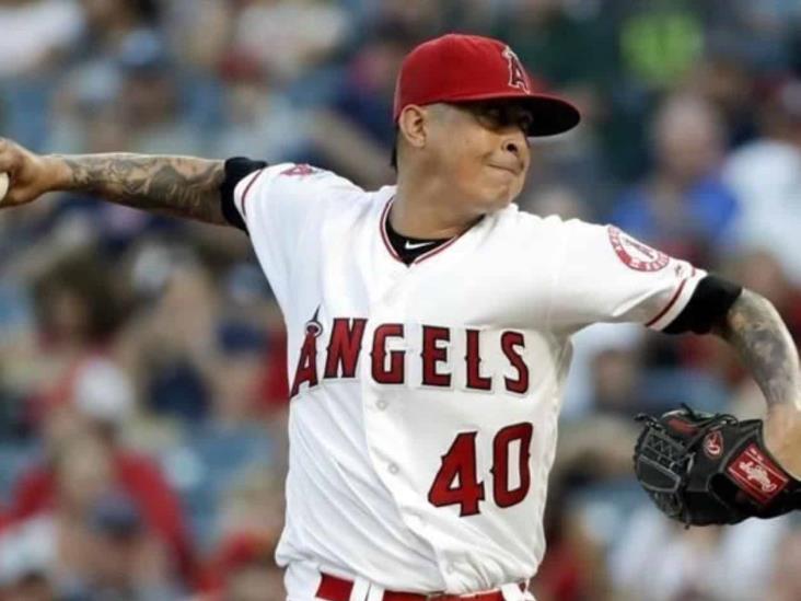 Firma Chávez por un año y un millón de dólares con los Rangers Firma Chávez por un año y un millón de dólares con los Rangers
