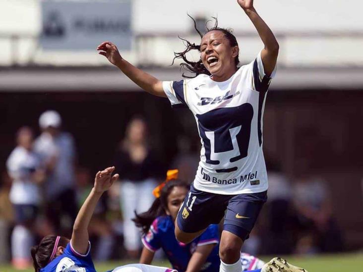 Golea Pumas a Cruz Azul en Liga Femenil Golea Pumas a Cruz Azul en Liga Femenil