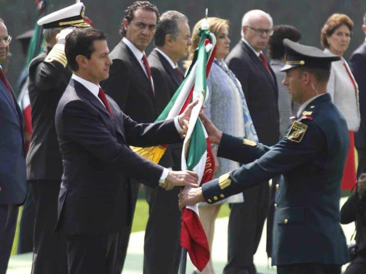 En lábaro patrio están los valores En lábaro patrio están los valores