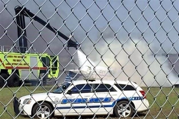 VIDEO: Se desploma avioneta en Laredo; hay 3 muerto