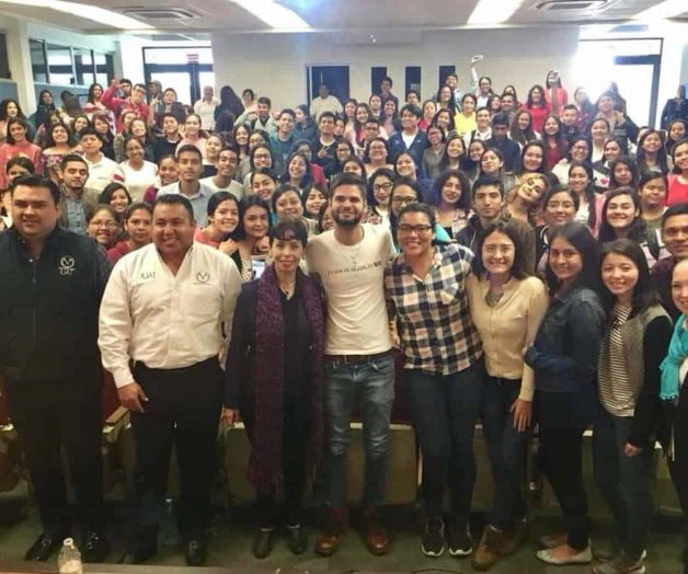 Imparte Farid Dieck pláticas en la UAT. ‘Las cosas no pasan por algo; pasan para algo’ Imparte Farid Dieck pláticas en la UAT. ‘Las cosas no pasan por algo; pasan para algo’