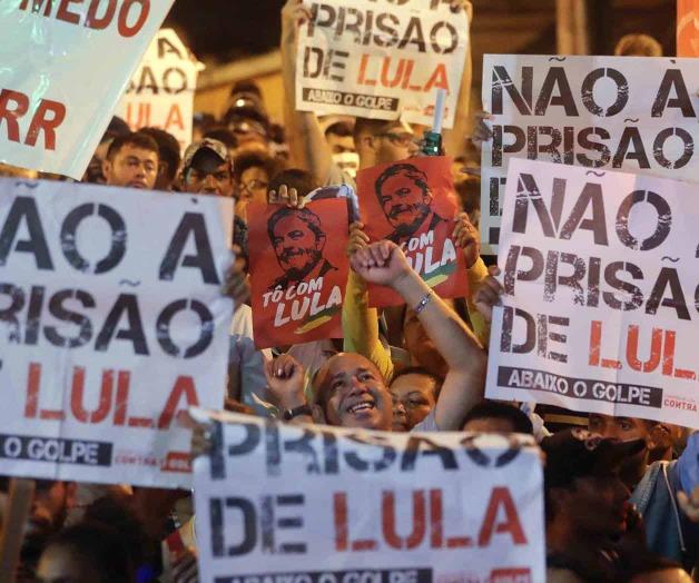 Ordena el juez arrestar a Lula