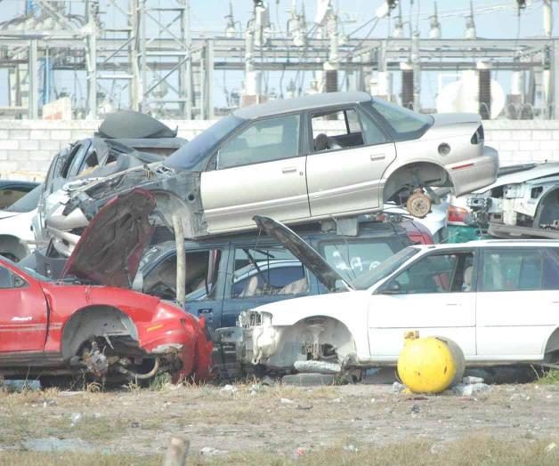 Bajo lupa: yonkes y autolavados