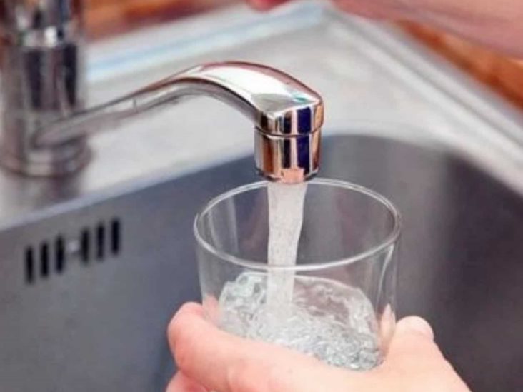 Aumentarán 20% tarifa de agua. COMAPA endosa a usuarios su crisis financiera Aumentarán 20% tarifa de agua. COMAPA endosa a usuarios su crisis financiera