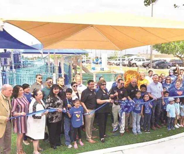 Inauguran el parque para niños especiales. Cuenta con gran cantidad de juegos