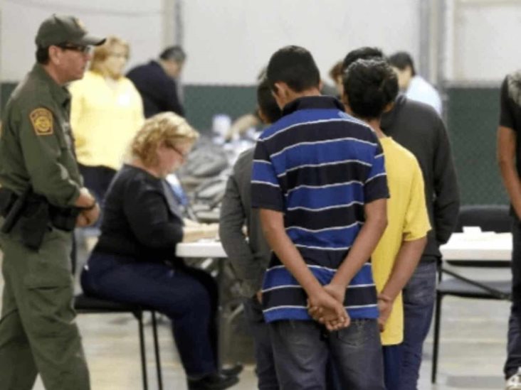 Demandan a empresa privada por explotar inmigrantes detenidos en EU Demandan a empresa privada por explotar inmigrantes detenidos en EU