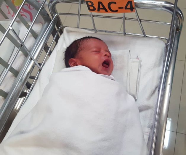 Descartan que besos causan muerte a bebés Descartan que besos causan muerte a bebés