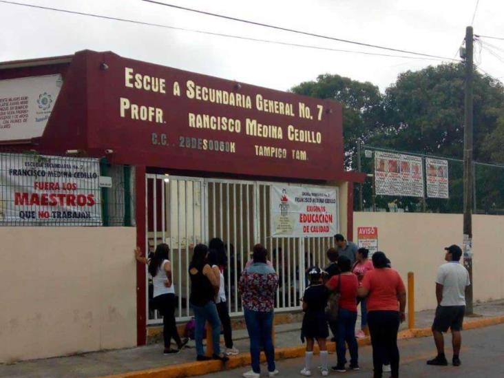 ‘Cierran’ Secundaria al continuar conflicto ‘Cierran’ Secundaria al continuar conflicto