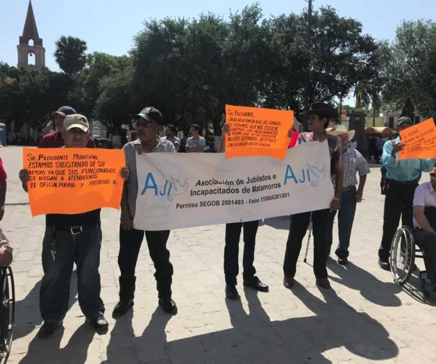 Reclaman pago de su retroactivo. Protestan pensionados y jubilados