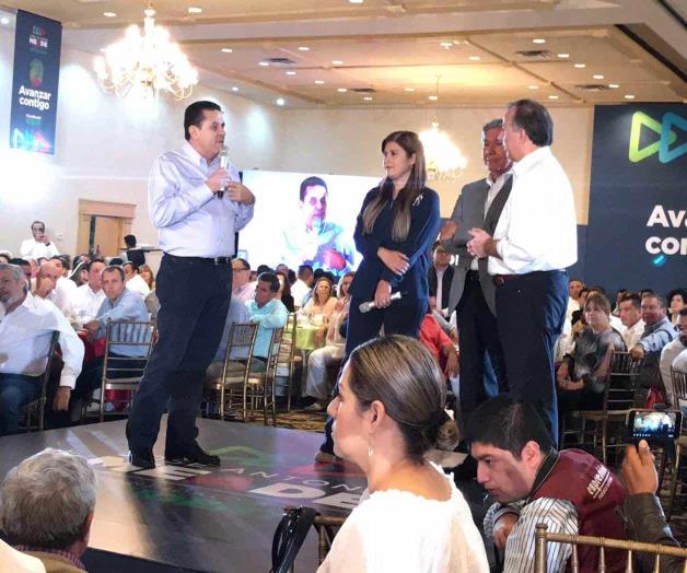 Le piden ‘piso parejo’