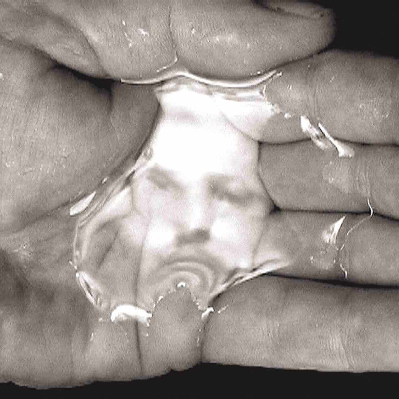 “Línea del destino”. Video proyección monocanal 4:3, blanco y negro, sin sonido.