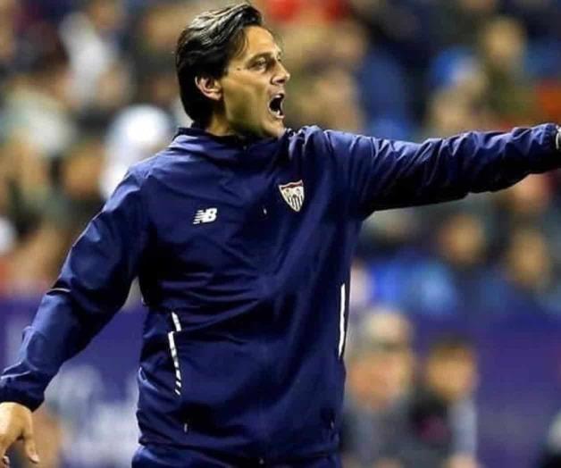 Miguel Layún y Sevilla se quedan sin entrenador