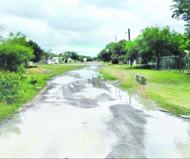 Destapan lluvias falta de trabajo en arterias Destapan lluvias falta de trabajo en arterias