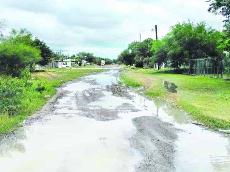 Destapan lluvias falta de trabajo en arterias Destapan lluvias falta de trabajo en arterias
