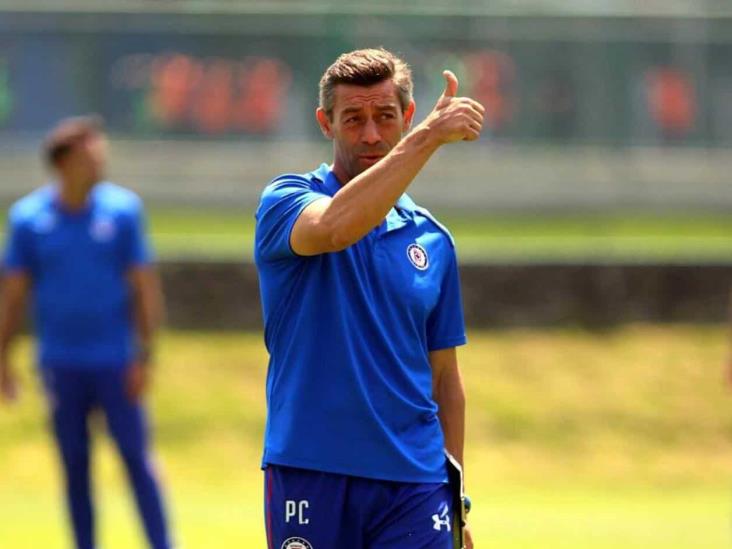 A Caixinha le tocó cargar con losa en el Cruz Azul A Caixinha le tocó cargar con losa en el Cruz Azul