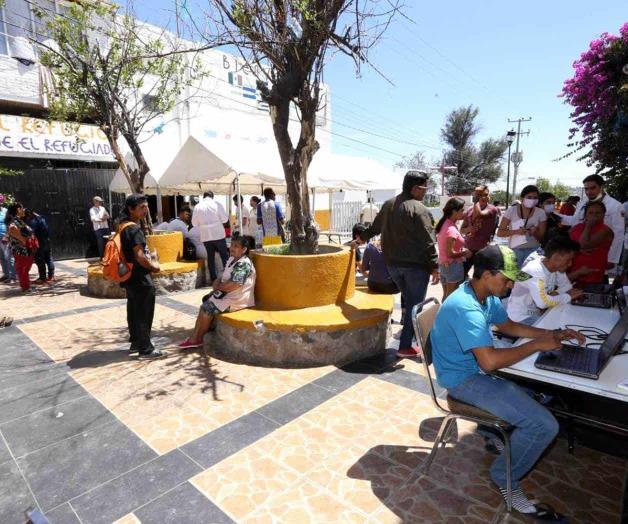 Toca puerta de EU caravana migrante Toca puerta de EU caravana migrante