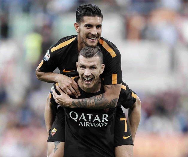 Roma golea y sigue en puestos de Champions