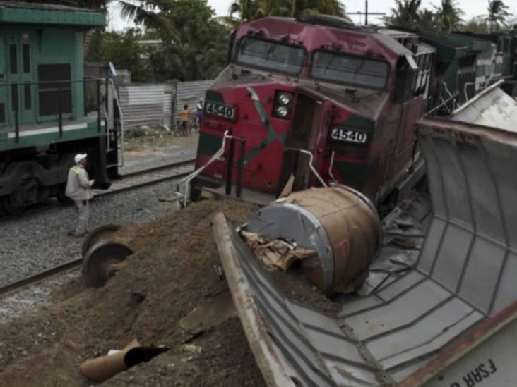 Accidente ferroviario dejó cuatro lesionados en Escobedo Accidente ferroviario dejó cuatro lesionados en Escobedo