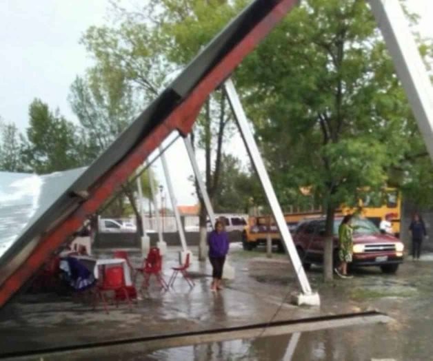 5 lesionados tras granizada en festival del 10 de mayo