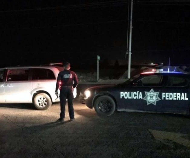 Policía Federal asegura a 16 migrantes en Puebla Policía Federal asegura a 16 migrantes en Puebla