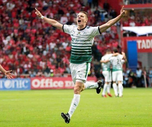 La tercera es la vencida: Santos se alza campeón ante Toluca La tercera es la vencida: Santos se alza campeón ante Toluca