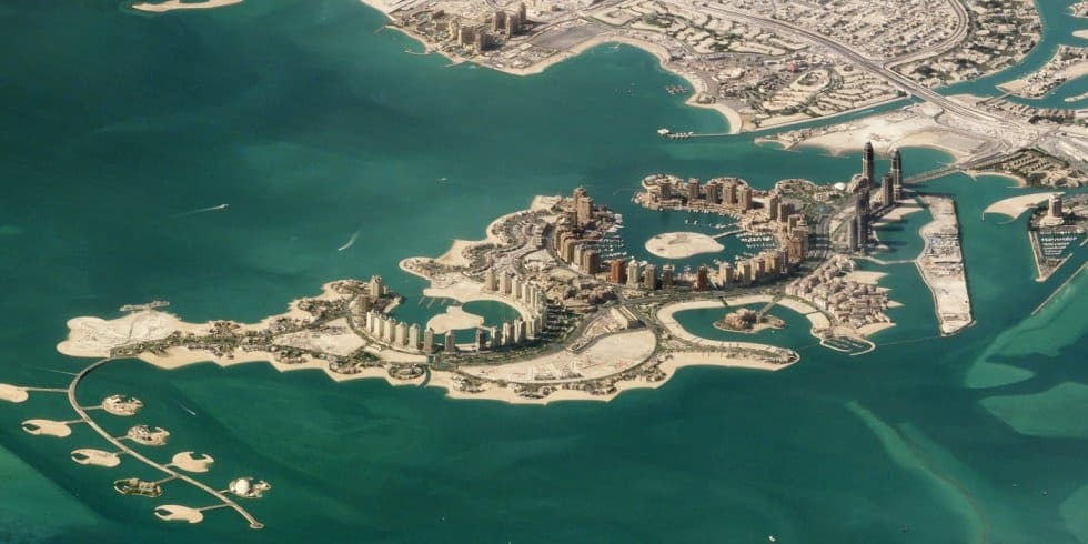 Doha (Catar)La Perla de Catar es una isla artificial inmensa. Está en Doha, capital del país. Como explica EL PAÍS Semanal, es el paradigma del lujo y la moda en la ciudad, donde se encuentran los comercios y restaurantes más internacionales. Foto tomad