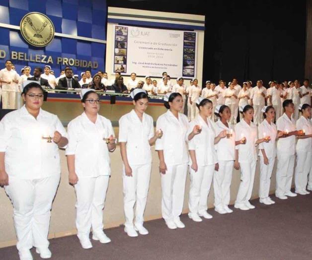 Egresa otra generación Enfermería UAT Victoria Egresa otra generación Enfermería UAT Victoria