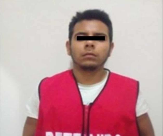 Caen tres plagiarios en plena acción