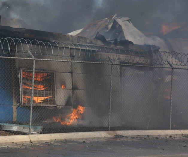 El fuego acaba con maquiladora