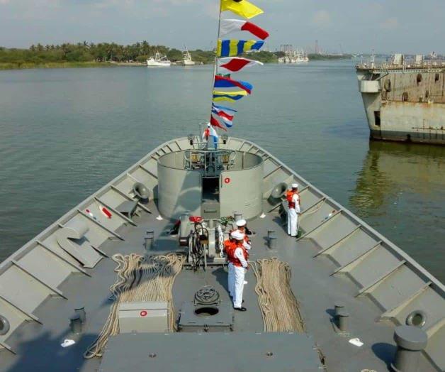 EPN visita Tampico; presidirá aniversario 101 del Día de la Marina