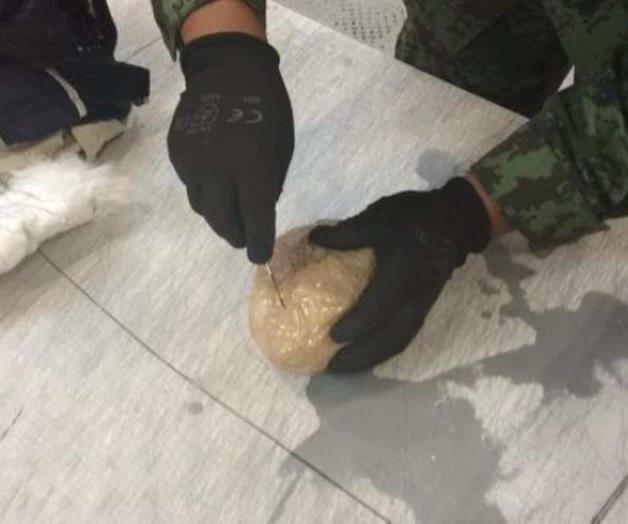 Aseguran casi un kilogramo de droga sintética en aeropuerto de Querétaro