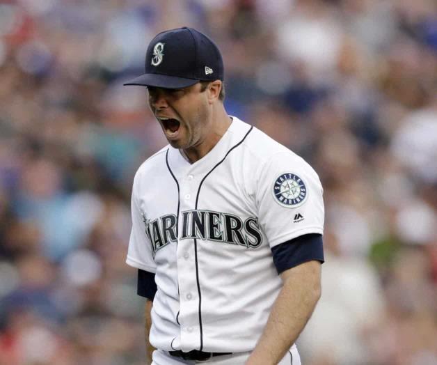 Les pintan medias de ‘blanco’