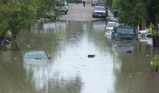 ESCENARIOS. Inundación activa mecanismos de emergencia en el Condado Cameron.