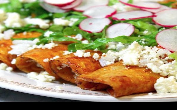 Enchiladas vs pambazos, ¿cuál tiene más calorías?