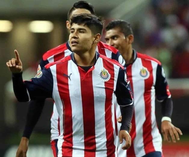 Salva La Chofis a las Chivas en amistoso