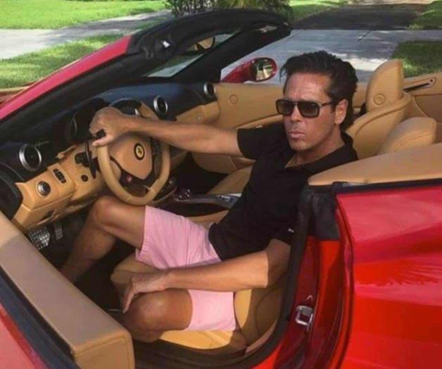 VIDEO: Presume Palazuelos auto que le regaló Luis Miguel