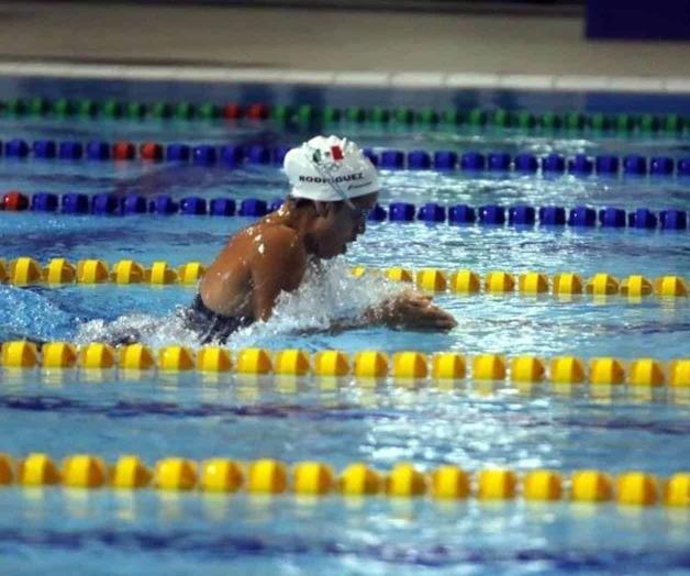 Cae oro y plata en natación femenil
