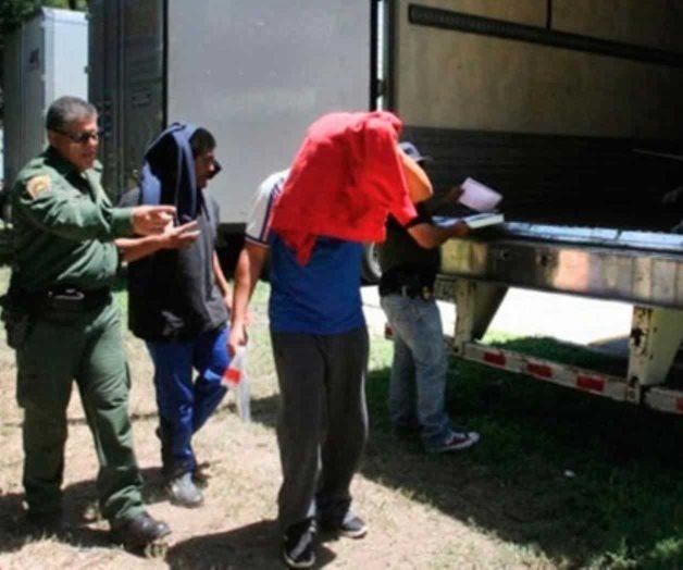 Convierten tráiler, en el transporte de moda de ilegales