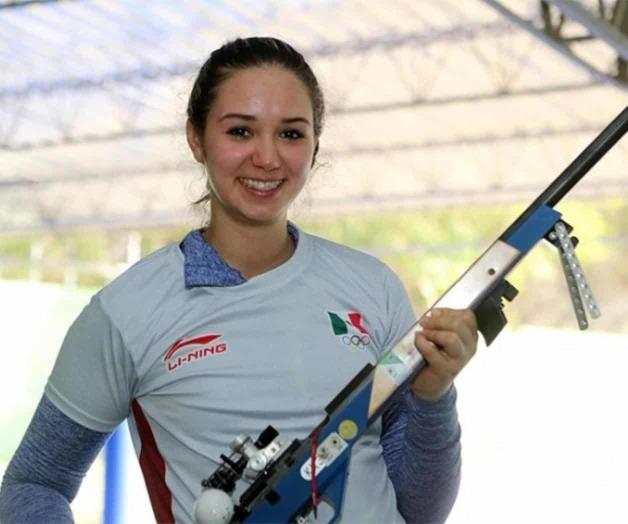 Sube Eréndira Barba al podio en tiro con rifle tendido individual Sube Eréndira Barba al podio en tiro con rifle tendido individual