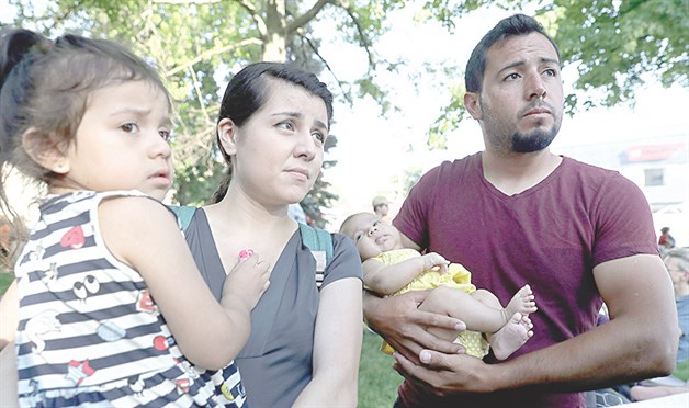 Centro de detención, en una encrucijada. Bastante divididas, las opiniones públicas