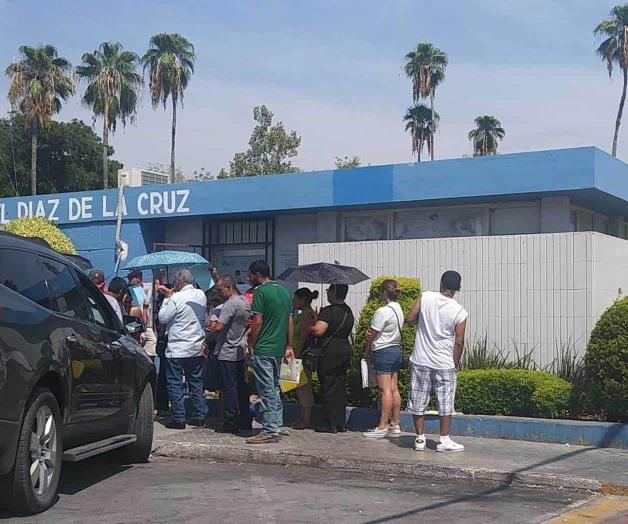 Reanudan atención en módulo del INE Reanudan atención en módulo del INE