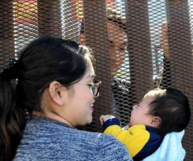 Recomendó HHS no separar a las familias Recomendó HHS no separar a las familias