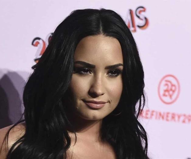 Sigue hospitalizada Sigue hospitalizada